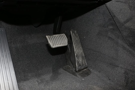 2023款沃尔沃XC60