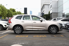 2023款沃尔沃XC60