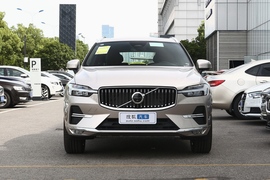 2023款沃尔沃XC60