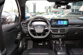 2022款福特福克斯