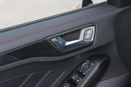 2022款福特福克斯