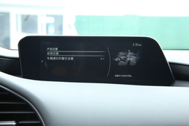 2022款马自达3