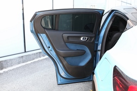 2022款沃尔沃C40