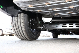 2023款吉利嘉际L