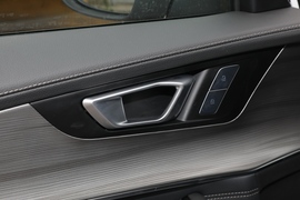 2023款奇瑞瑞虎8