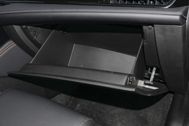 2022款奇瑞艾瑞泽5