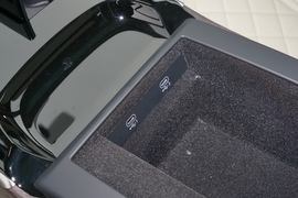 2022款奥迪A8L