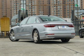 2022款奥迪A8L