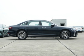 2022款奥迪A8L