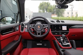 2023款保时捷Cayenne
