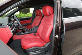 2023款保时捷Cayenne