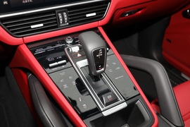 2023款保时捷Cayenne