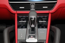 2023款保时捷Cayenne