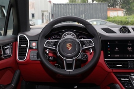2023款保时捷Cayenne