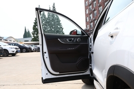 2022款奇瑞瑞虎8