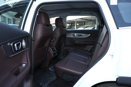 2022款奇瑞瑞虎8