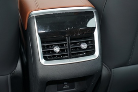 2021款奇瑞瑞虎8