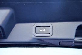 2022款路虎揽胜运动版