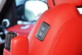 2022款路虎揽胜运动版