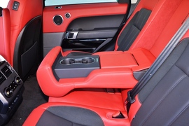 2022款路虎揽胜运动版