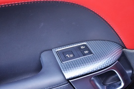 2022款路虎揽胜运动版