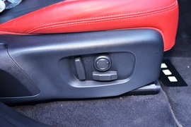 2022款路虎揽胜运动版