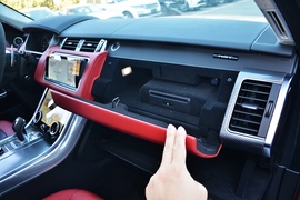 2022款路虎揽胜运动版