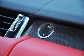 2022款路虎揽胜运动版