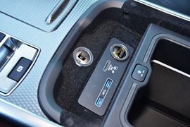 2022款路虎揽胜运动版