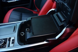 2022款路虎揽胜运动版