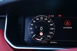 2022款路虎揽胜运动版