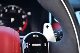 2022款路虎揽胜运动版