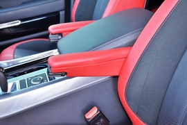 2022款路虎揽胜运动版