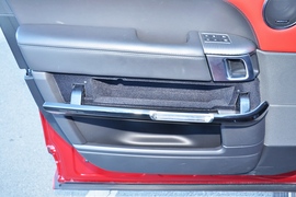 2022款路虎揽胜运动版