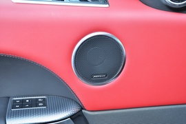 2022款路虎揽胜运动版