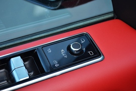 2022款路虎揽胜运动版