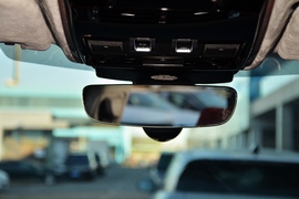 2022款路虎揽胜运动版