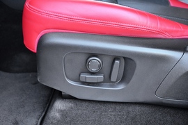 2022款路虎揽胜运动版