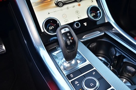 2022款路虎揽胜运动版