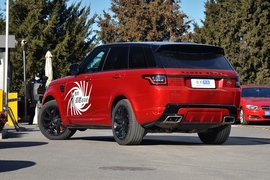 2022款路虎揽胜运动版