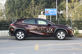 2022款雷克萨斯UX260h