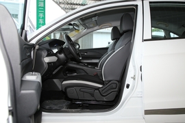 2023款东风风神E70