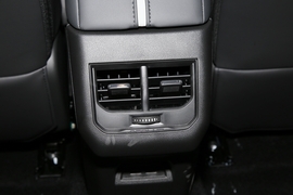 2023款东风风神E70