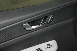 2023款东风风神E70