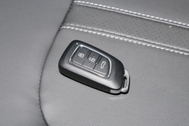 2023款东风风神E70