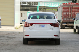 2023款东风风神E70