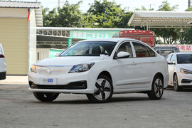 2023款东风风神E70