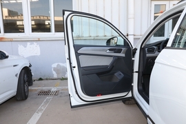 2023款大众探岳330TSI