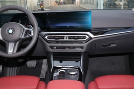 2023款宝马320i