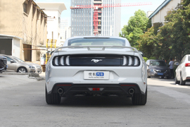 2022款福特Mustang